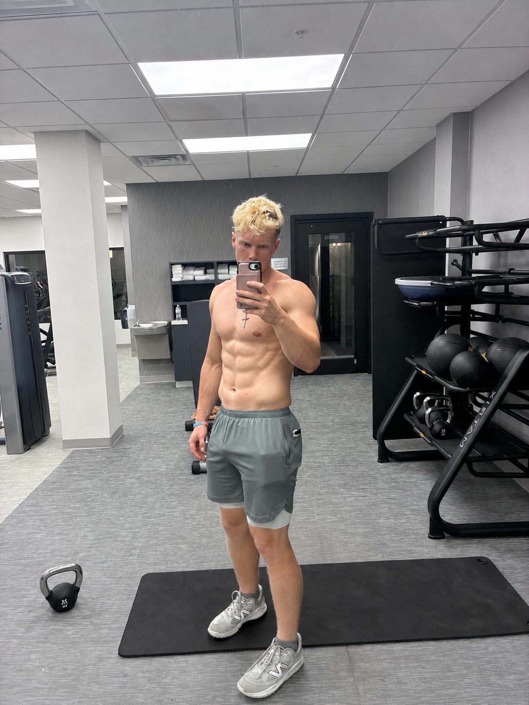 Athlete strength training